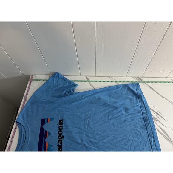 Patagonia Men's Regular Fit Logo Organic Cotton T-Shirt Blue XL Worn Wear Preppy - Picture 6 of 7